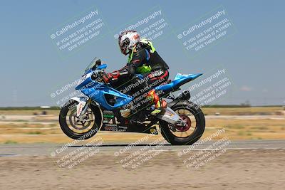 media/Sep-04-2023-Lets Ride (Mon) [[34443f911e]]/B Group/1220pm (Wheelie Bump)/
